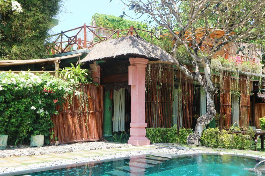 La Taverna Suites Sanur Exterior foto